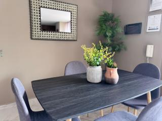 3 bedroom apartment, with arcade machine - 1 block from lleras park p7 - Medellín - 1