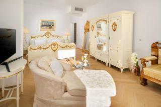 Sensational Dubrovnik Villa Villa Filia 6 Bedrooms Overlooking Dubrovnik City Walls Old Town - Dubrovnik - 4