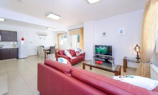 Villa Leoforos Dyo, Modern 3Bdr Protaras Villa With Pool, In The Centre - 9