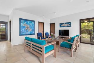 Villa La Brisa with a tropical garden private pool and spectacular views - 3