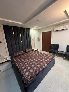 Studio Flat at Gulberg Heights - 2