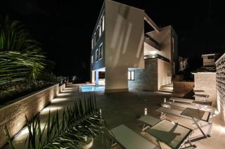 Villa Trogir Palazio A Spectacular 7 Bedroom Villa 90 Metres To The Sea And Promenade - Trogir (Traù) - 9