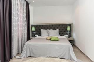 Villa Trogir Palazio Spectacular 7 Bedroom Villa Close To Sea & Promenade - 1