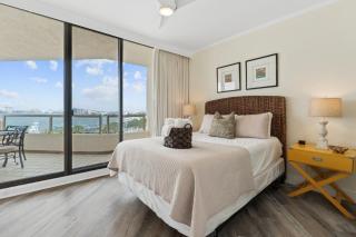 Beachfront at Destin Harbor's East Pass! Epic Views, Pool, Private Beach! - 9