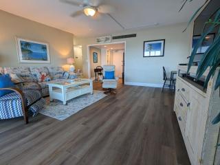 Beachfront Condo, Ocean Views, Near Patrick SFB - Satellite Beach - 4