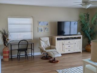 Beachfront Condo, Ocean Views, Near Patrick SFB - Satellite Beach - 6