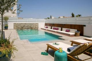 Magnificent Protaras Villa Villa Chelsea 3 Bedrooms Private Outdoor Pool And Hot Tub Furnished Sun Terrace Shaded Furnished Terrace Bbq - 8