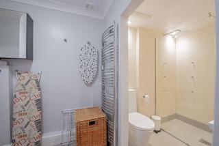 Elegant 2 Bed Flat Near Hyde Park & Paddington - London - 5