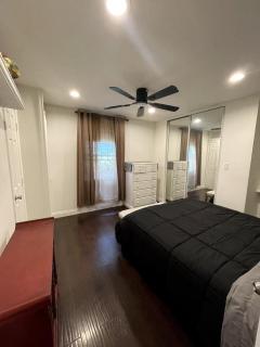 House in Redondo Beach 2 bedroom 1 bath - 1