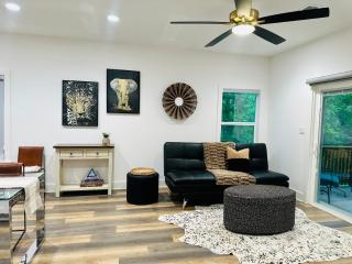 Delux Country Cabin - Pet Friendly - Piney - 0
