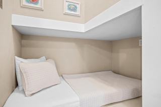 Flip Flop Retreat Steps to Beach, Private Access, Free Activities & Beach Chairs Included! - 5