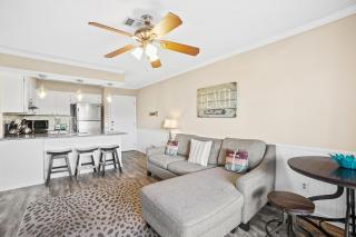 Flip Flop Retreat Steps to Beach, Private Access, Free Activities & Beach Chairs Included! - 4