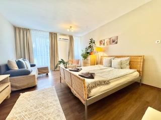 T27 Apartment Free Parking - 0