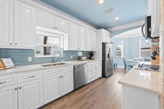 Ultimate Family Getaway in Destin! Bar, Games, Grill, Private Pool, Bikes! - Destin - 7