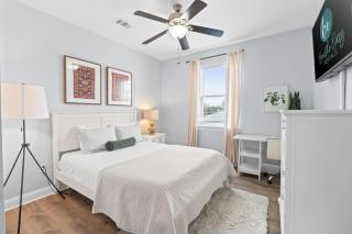 Ultimate Family Getaway in Destin! Bar, Games, Grill, Private Pool, Bikes! - 3