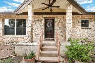 La Coste- A Birdy Vacation Rental - Castroville - 4
