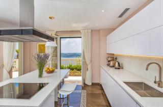 Beautiful Dubrovnik Villa 5 Bedrooms Villa Gold Dubrovnik Sea Views - 1