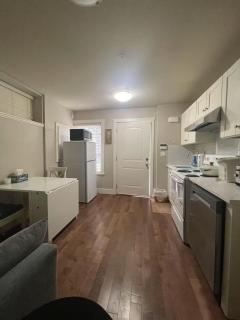Private 1BD Suite in Prime Vancouver Location - Vancouver - 6