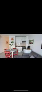 Beachfront Top Floor Apartment Trogir - 5