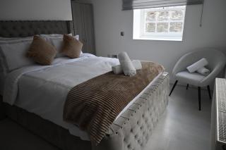 Luxury 2 Bedroom Apartment- near O2 arena with parking - Londra - 0