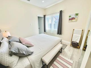 2-bedroom guest house in cool Huntington Beach with AC, WiFi - Huntington Beach - 3