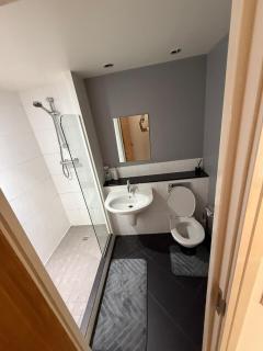 Stylish City Stay on Fleet Street, Modern Comfort in the Heart of Birmingham - Birmingham - 7