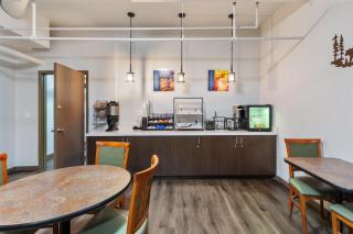 SureStay Plus Hotel by Best Western Mammoth Lakes - Mammoth Lakes - 2