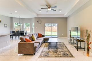 11 Mi to Dtwn Houston Family Home with Yard - Houston - 0