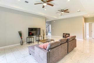 11 Mi to Dtwn Houston Family Home with Yard - Houston - 2