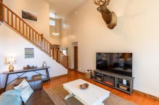 The Cub Cabin - 6