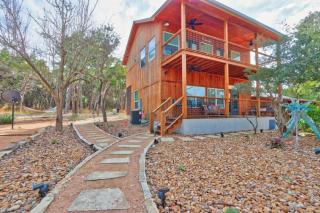 Frontier Ranch Retreat and Cabin - Fischer - 0