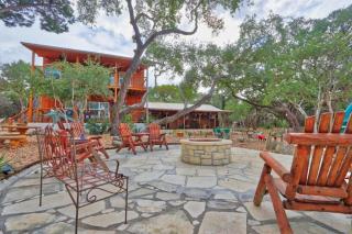 Frontier Ranch Retreat and Cabin - Fischer - 8