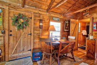 Frontier Ranch Retreat and Cabin - 4