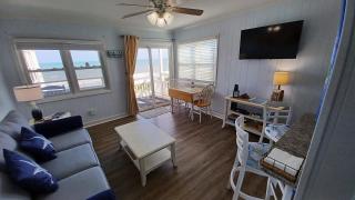 Oct thru Mar- 5th Night Free- 5 pm Checkout- Oceanfront- Sleep 5-Private Balcony - 7