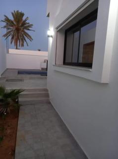 villa with pool - 8