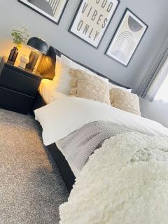 Elegant 3BR house in Glasgow - - 9