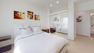 PANORAMIC VIEWS Stylish Modern Penthouse - Maho Reef - 9