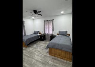 Spacious in Downtown McAllen - McAllen - 5
