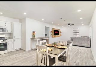 Spacious in Downtown McAllen - 6