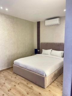 Cleo Patra Pyramids Tower Inn - 8