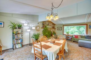 Fire Pit and Yard Peaceful Northcountry Getaway! - Thompsonville - 8