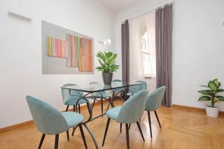 Luxury Apartment for 10 Central VATICANO S'Peter Basilica AirCond NETFLIX - SKY Wifi - 5