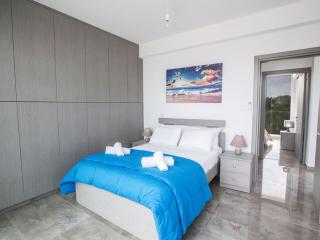 Villa Olive Bronze, Luxurious 2Bdr With Pool, Close To Protaras Strip And Beach - 1