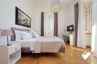 Luxury Apartment for 10 Central VATICANO S'Peter Basilica AirCond NETFLIX - SKY Wifi - Rome - 0