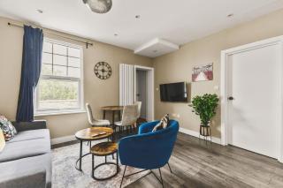 Trendy 2-Bed, Near Amenities Richmond - 3