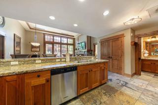 Catamount Lodge 101B by East West Hospitality - Truckee - 8