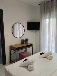 Theo Luxury Apartment - Néa Péramos - 1