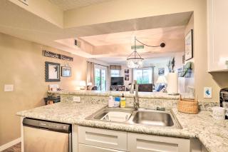 St Augustine Beach Condo with Patio and Pool Access! - Butler Beach - 2