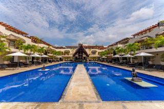 Oceanfront Retreat in Aldea Thai at Mamitas Beach - Playa del Carmen - 4