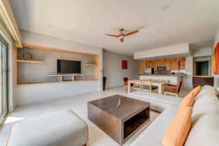 Oceanfront Retreat in Aldea Thai at Mamitas Beach - Playa del Carmen - 3